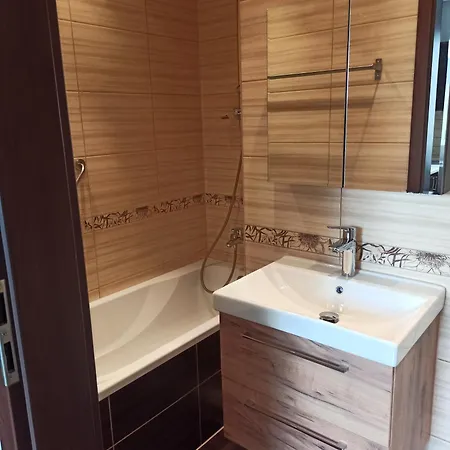 Sloneczna Kawalerka Apartment *
